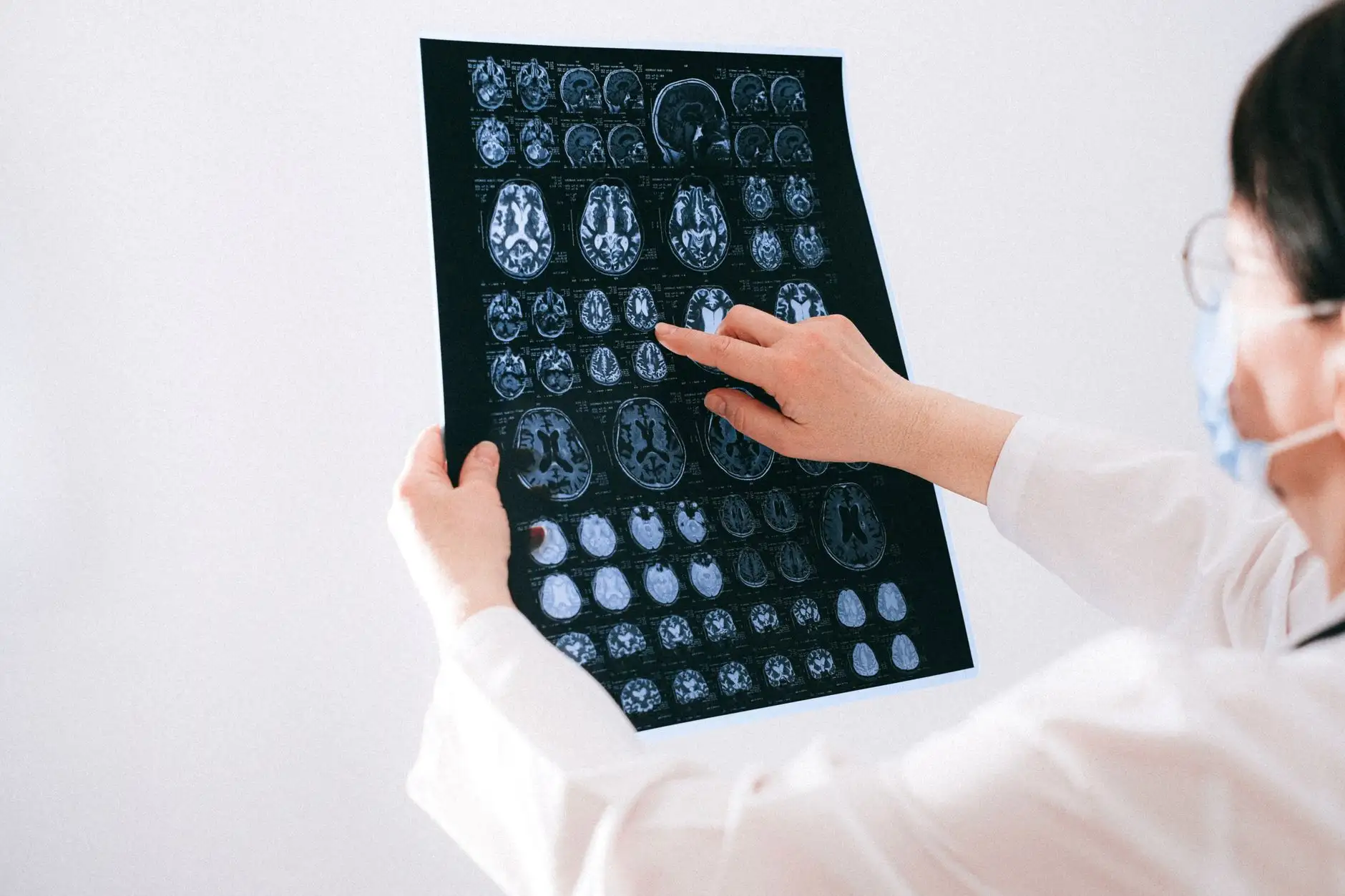 深圳电子安防产品选型指南：佳创达电子元器件的应用方案分析